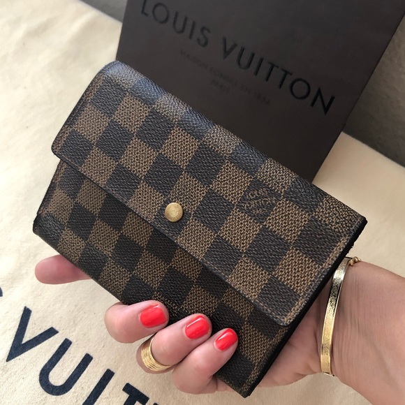 louis vuitton tri fold wallet